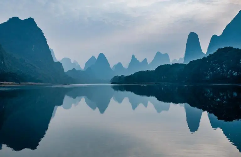 智能系统精密智慧工厂